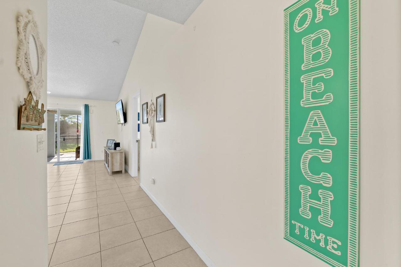 Oceanview Haven - 2Br Beach Townhome With Patio, Shared Heated Pool Steps From Paradise Beach Park! Melbourne Exterior foto